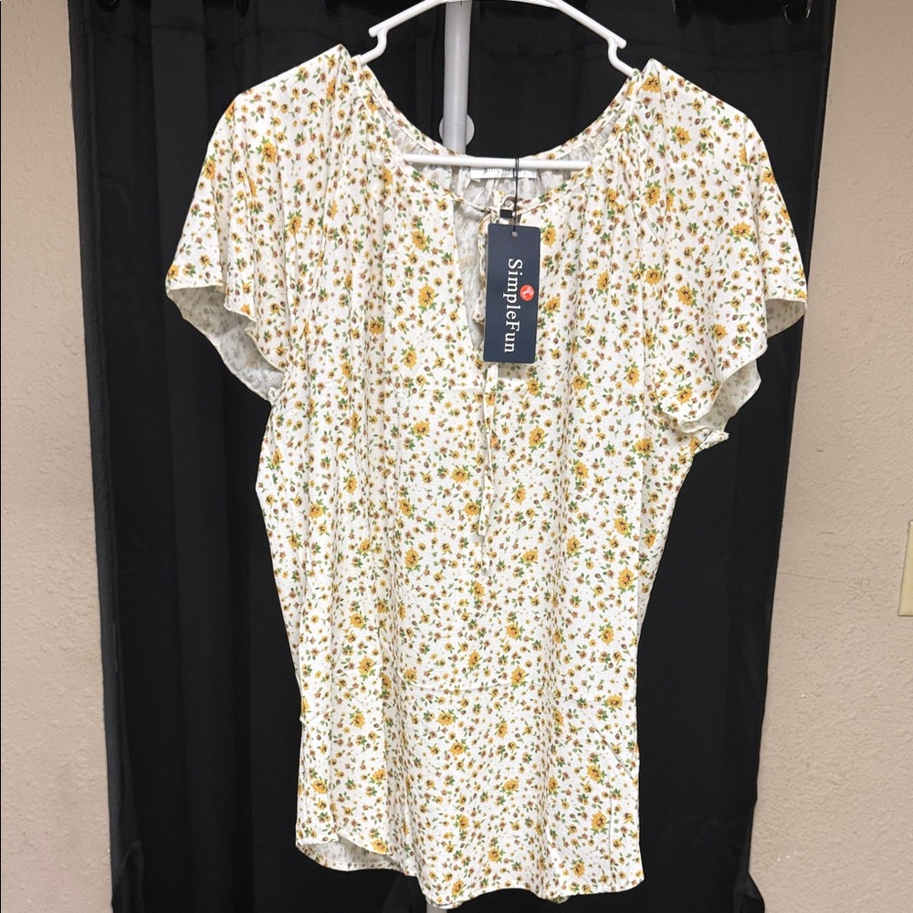 Women's Floral White Top PTP 23
